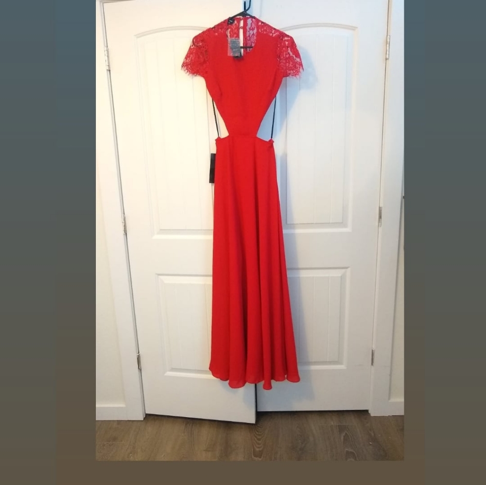 BEBE RED DRESS